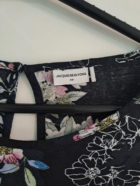 Kvetinkové šaty 40/l, 40