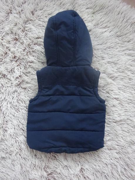 Tmavá modrá vesta - zateplená, f&f,74