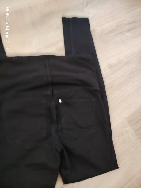 Tehotenské rifle, h&m,38