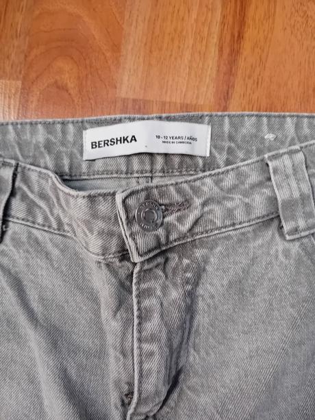 Moderné rifle, bershka,140