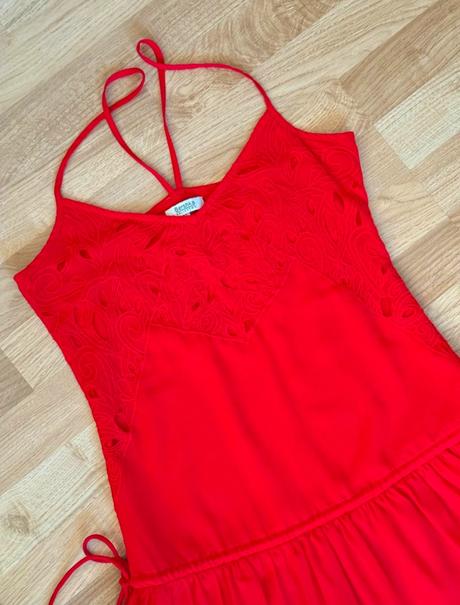 Dámske letné šaty s výšivkou, bershka,s