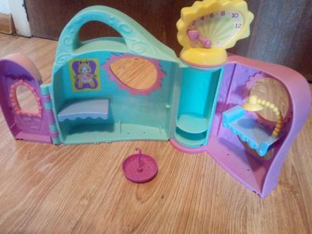 Littlest pets shop - malý domček,