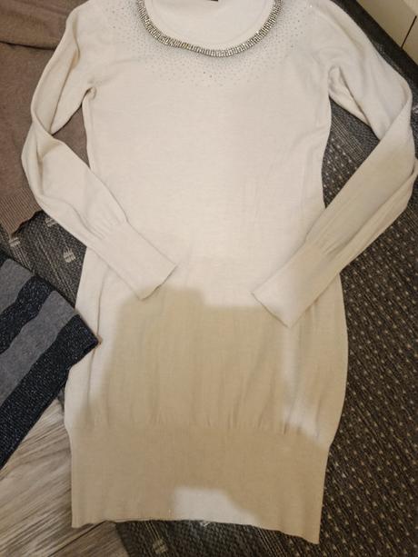 Mix predĺžených pulovrîkov s/m, m