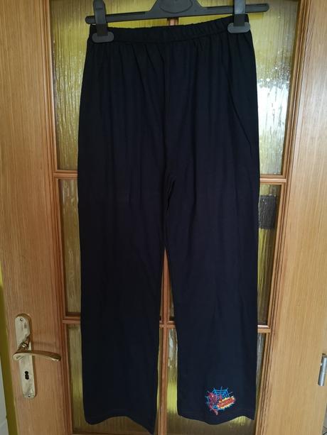 Spider man chlapčenské pyžamo veľkosť 9-10 rokov, 134 / 140