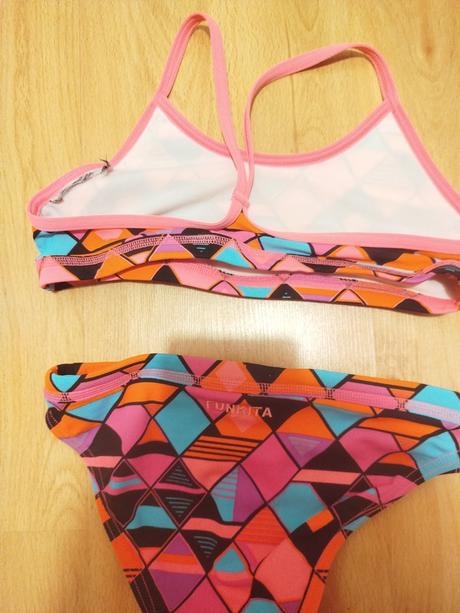 Stálofarebné plavky funkita, 122
