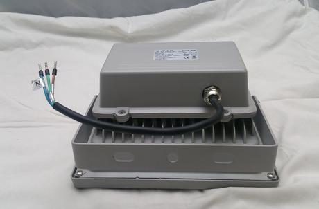 Led farebný rgb vonkajší reflektor 30w s diaľkovým, 