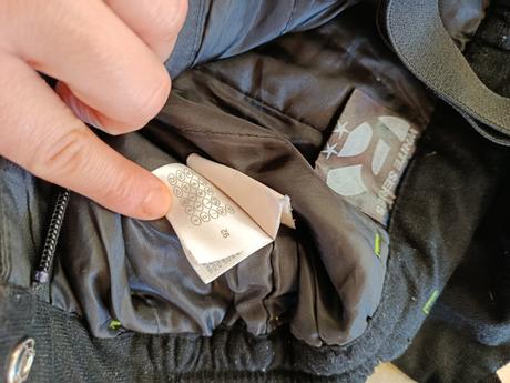 Nohavice do snehu, 92