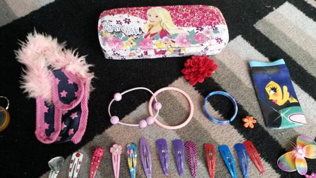 Sponky a kadečo iné,