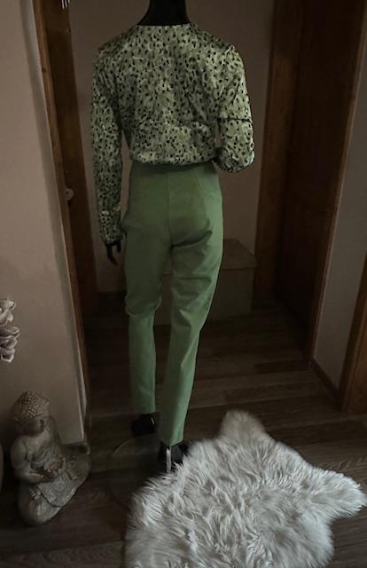 Zelená blúzka so zipsom zn. magenta, l / m