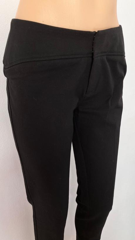 Dámske čierne elegantné nohavice ecru (34), xs