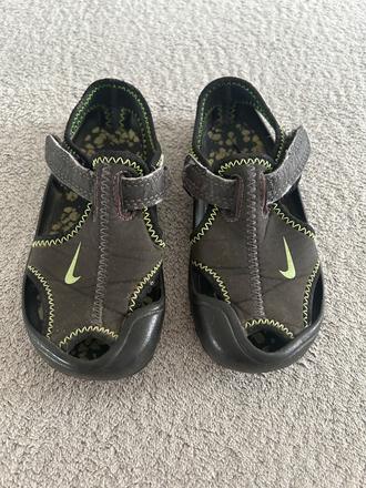 Sandálky 25, nike,25