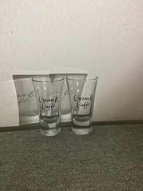 Dvaja kamoškovia k vášmu likéru, 