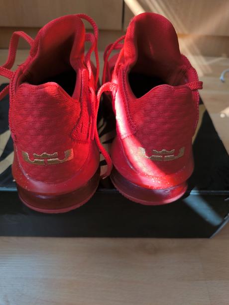 Tenisky lebron, nike,42