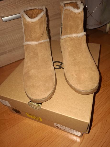 Ugg, ugg,32