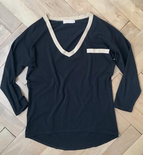 Tričko so zlatým lemom, amisu,s