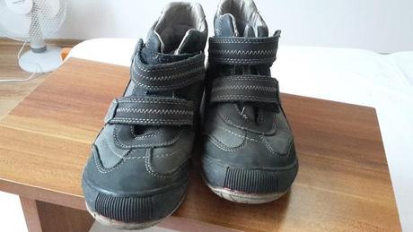 Celokožené topánky zn. beeko, 33