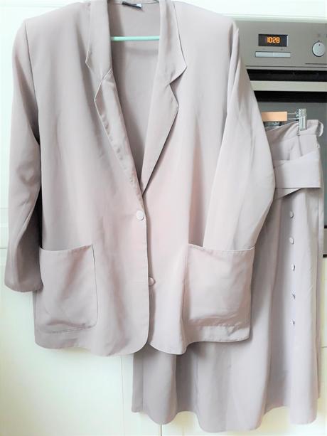 Dámsky kostým xl set, xl