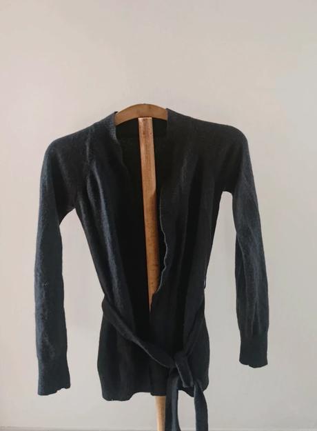 Dámsky sveter-kardigán, m