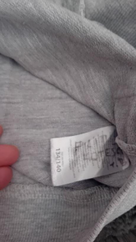 Mikiny, chapter young,134