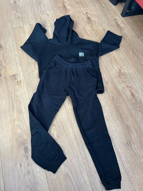 Teplakova suprava, 146