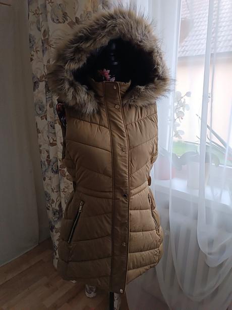 Zateplená vesta, primark,s