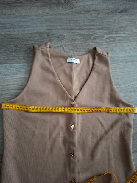 Bledohneda vesta velkost m, papaya,m