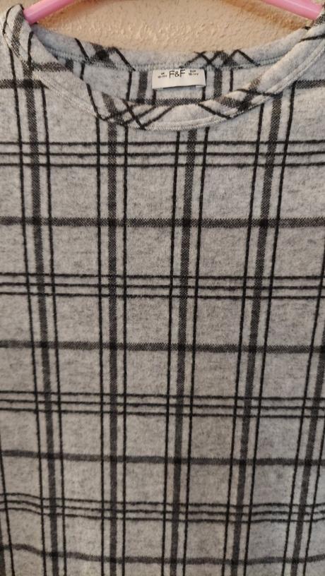 Teplé šaty, f&f,146