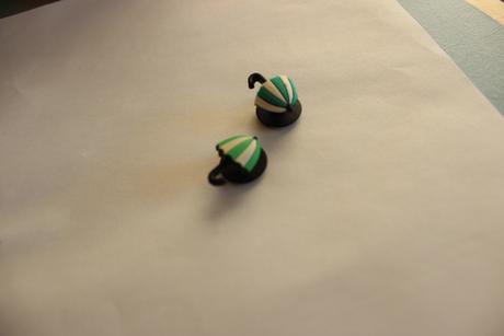 Jibbitz charms na crocs, ozdoby do dierok slapiek, crocs