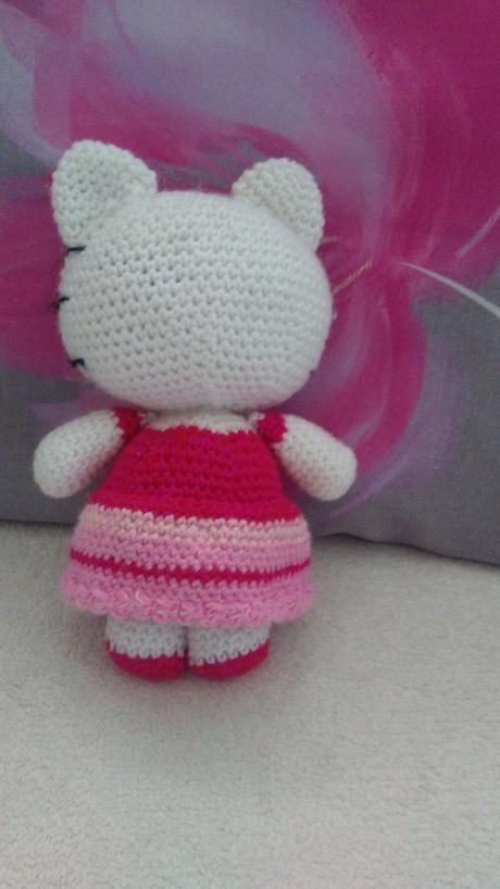 Háčkovaná hello kitty, 