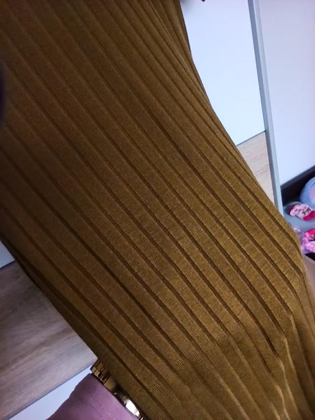 Olivové šaty, tesco,42