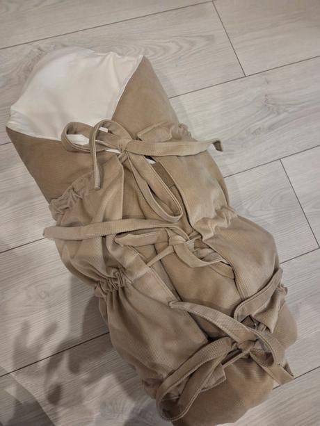 Zavinovačka a hniezdo abbylandia, šírka (cm): 45,dĺžka (cm): 80