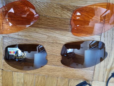 Športové okuliare s vymenitelnymi sklami, 