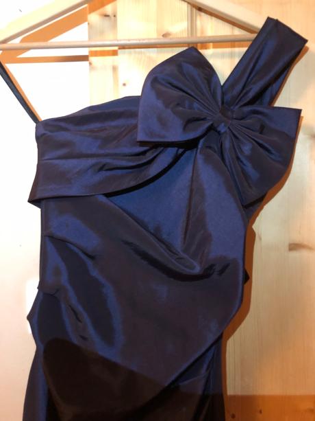 Spoločenské šaty, s