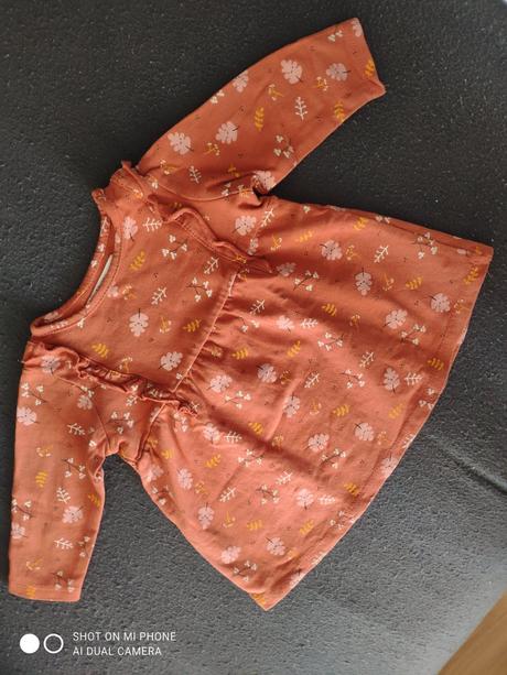 Krásne šaty veľ.68, sinsay,68