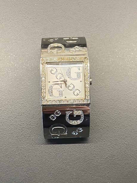 Guess hodinky, guess