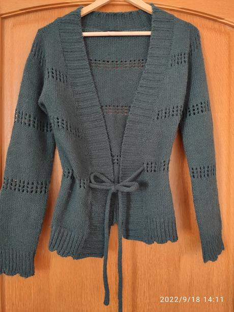 Sveter na zaväzovanie, colours of the world,s