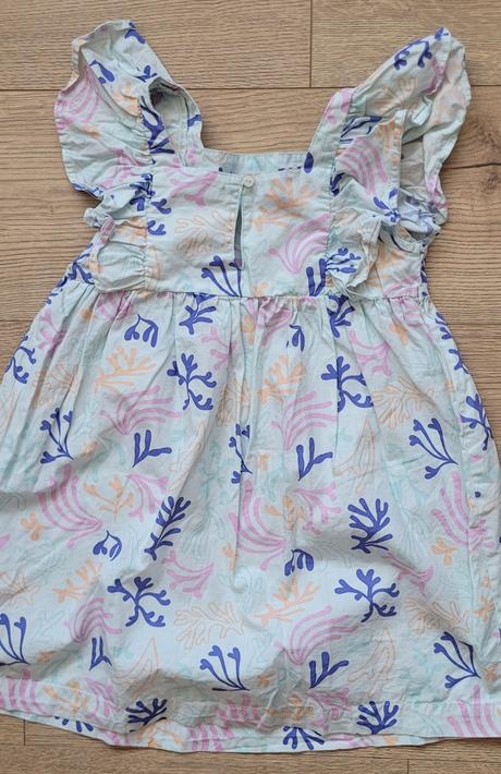 Šaty 110, sinsay,110