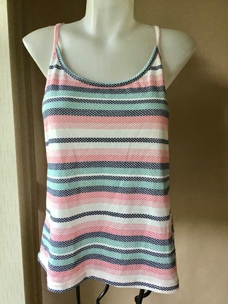 Top/200d, new look,42