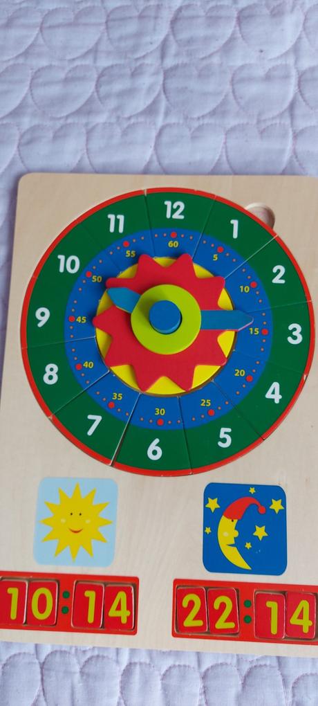 Puzzle hodiny s počítadlom, 
