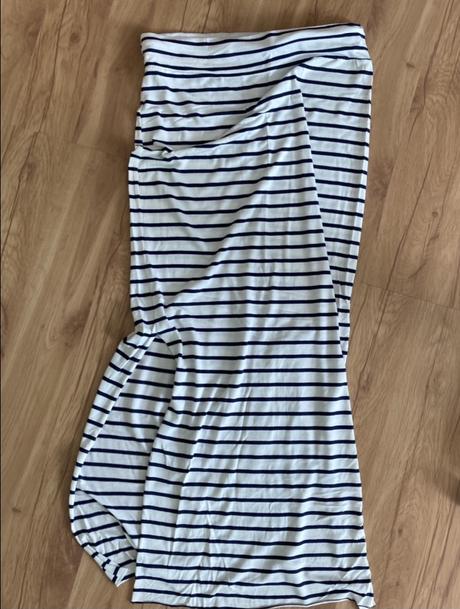 Pásikavá sukňa, s