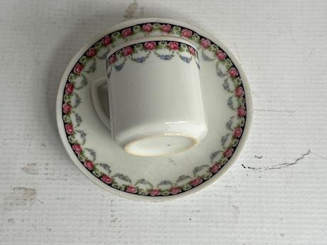 Starozitna vintage mocca salka hrncek ruze ruza ru, 