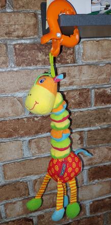 Hračka na zavesenie,