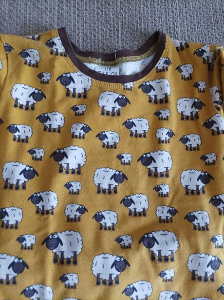 Pyžamko ovecky, 104