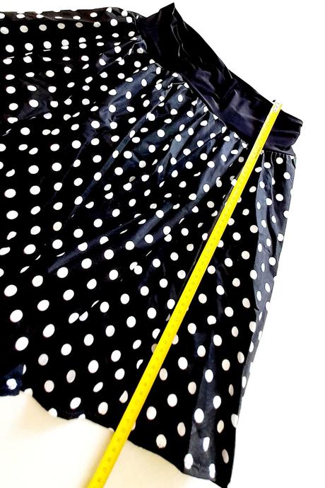 Čierna - extra točivá sukňa 42/44/46, 42