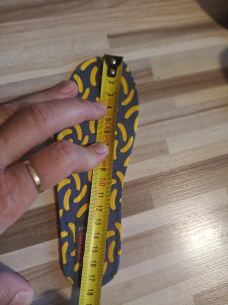 Predám 2 ks chlapčenské topánky, h&m,28