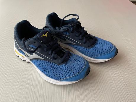 Športové tenisky, mizuno,32