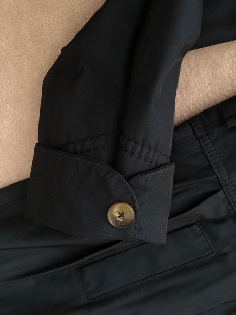 Galliano trenckot, s