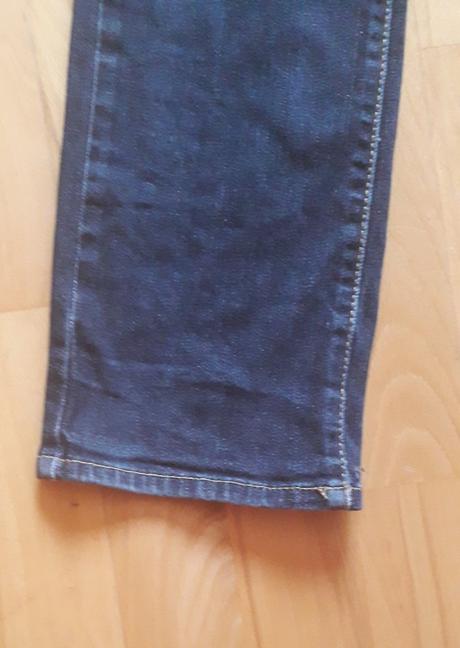 Perfektne tmavomodre rifle vans,super stav,pc 59,9, 152