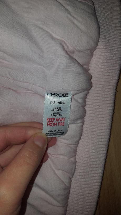 Bodkovaná vestička č.68, 68