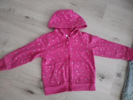 Malinova mikina s kvetinkami sadne od 80 do 98, sinsay